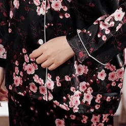 Pyjama Coréen Geom-eun Saeg™ -Mode Coréenne 4 9da18cd1 501e 474a a53c 6153c956ea31