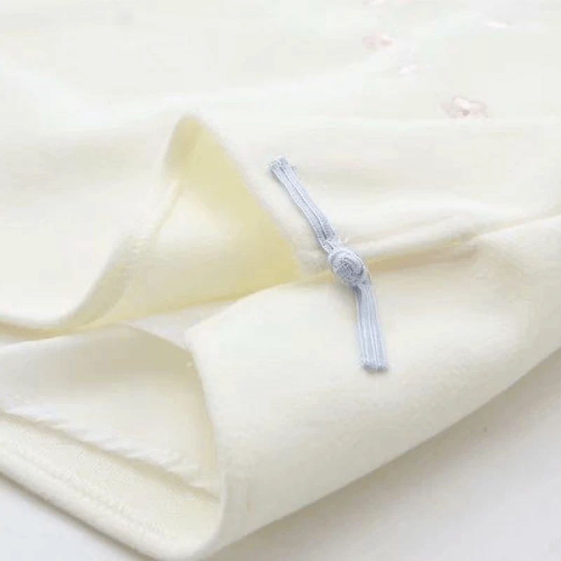 Hoodie Coréen Brodé FLORABAE™ 5 Hoodie Coréen Brodé FLORABAE™ – Image 3