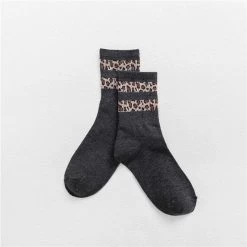 Chaussettes Coréennes Leopard™ 19 Chaussettes Coréennes Leopard™ -Mode Coréenne product image 1674081178